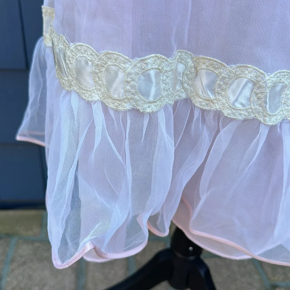 💗💗💗Vintage pale pink Nylon Tricot stretch slip small pinup sexy - Picture 3 of 9